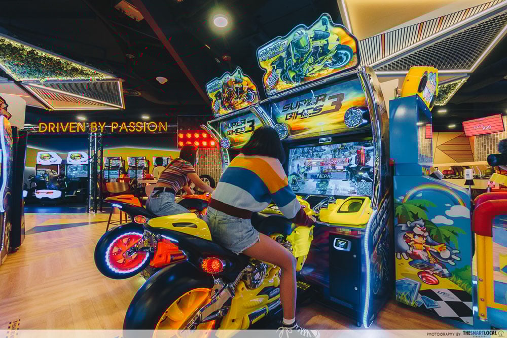 Timezone bike racing