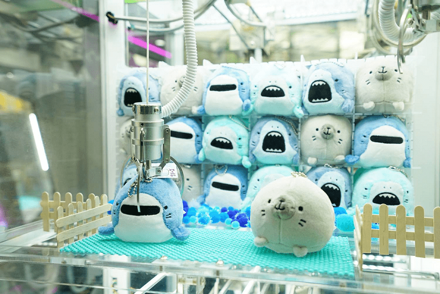 claw machine - ton amusement