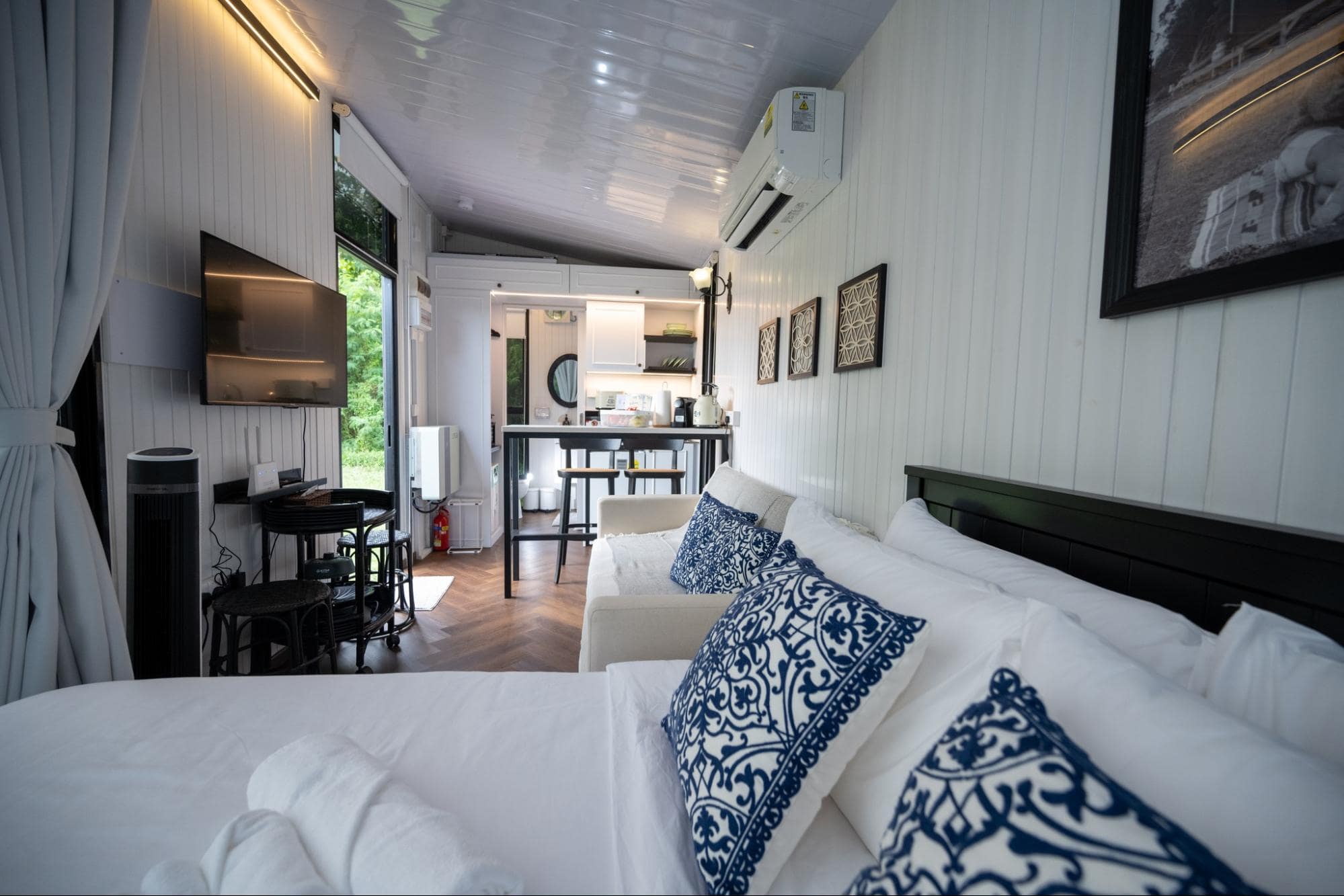 Tiny Away Escape@Lazarus Island Chalet Interior