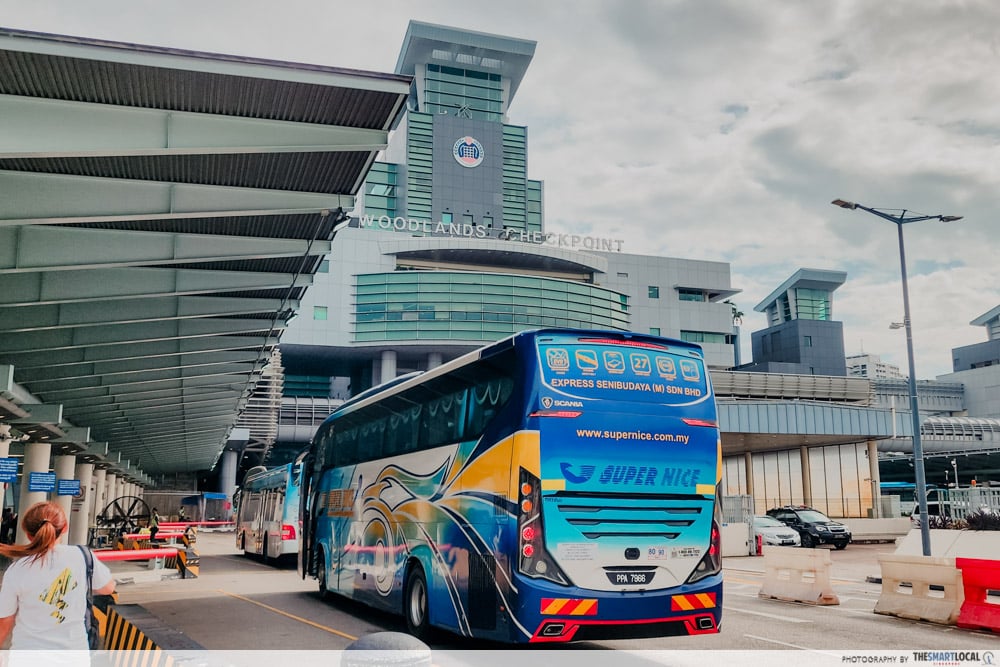 public bus to jb - woodlands checkpoint